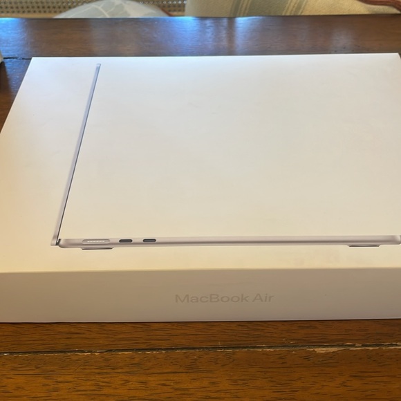 EMPTY apple boxes. 11 total plus 2 bags. - Picture 3 of 8